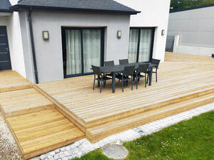 terrasse_en_pin_classe_4_vert_strié